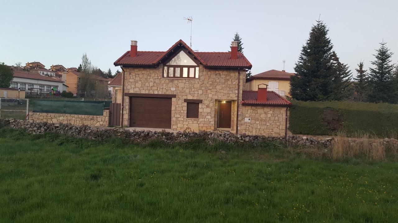 El Cordel De Gredos Guest House Navarredonda de Gredos Exterior foto