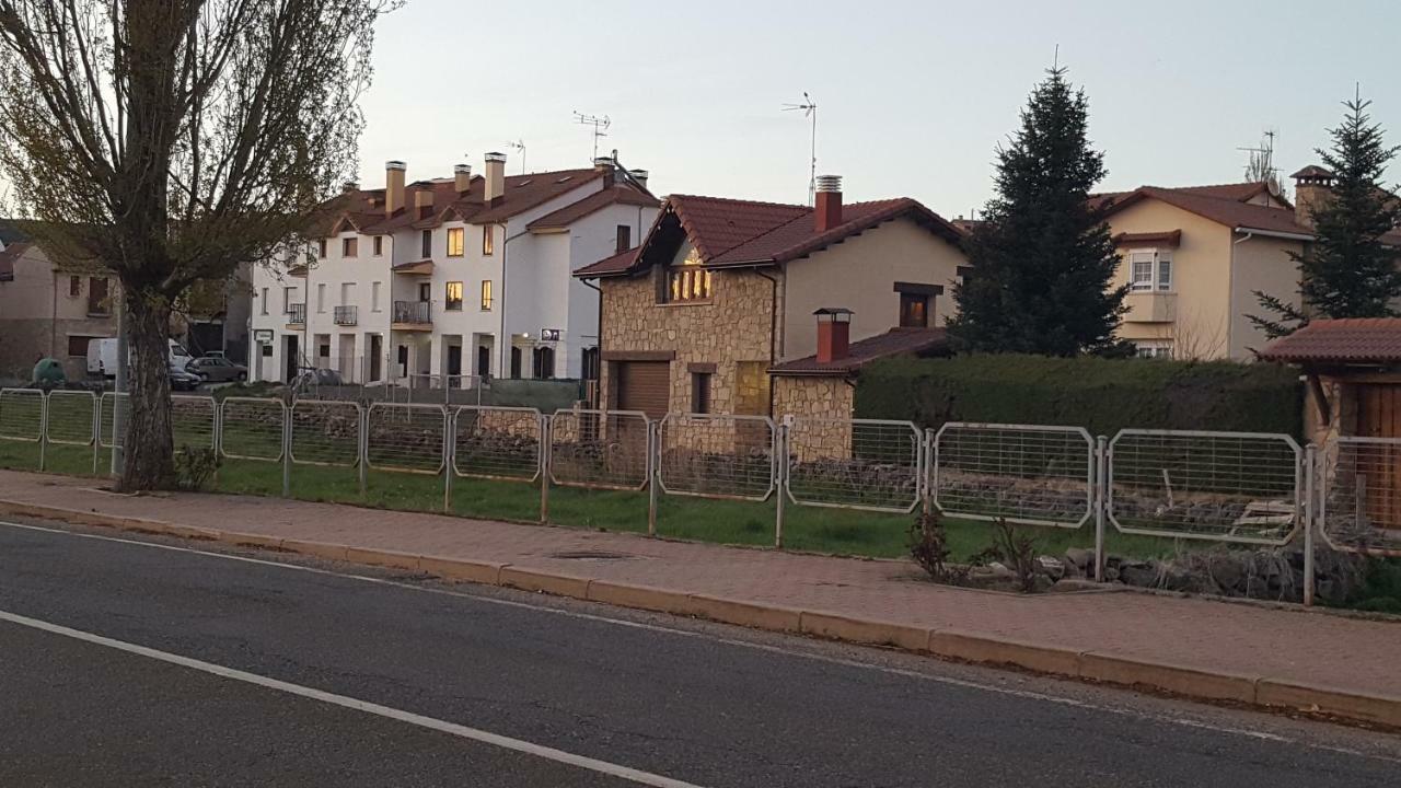 El Cordel De Gredos Guest House Navarredonda de Gredos Exterior foto